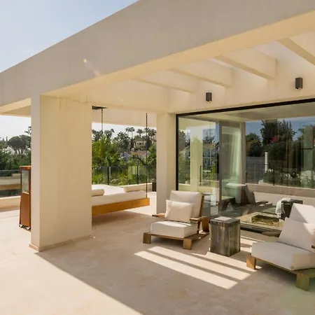 Marielle, Nueva Andalucia, Holiday home
